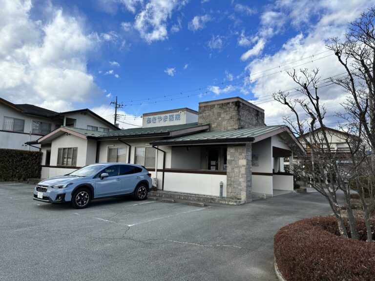 地域に根差したクリニック様でエアコンの更新をしました。