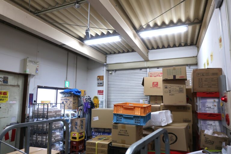 スタッフの熱中症対策もバッチリです。
