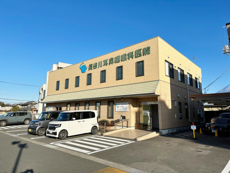 電気料金の高騰に対抗する省エネタイプのエアコンに更新しました
